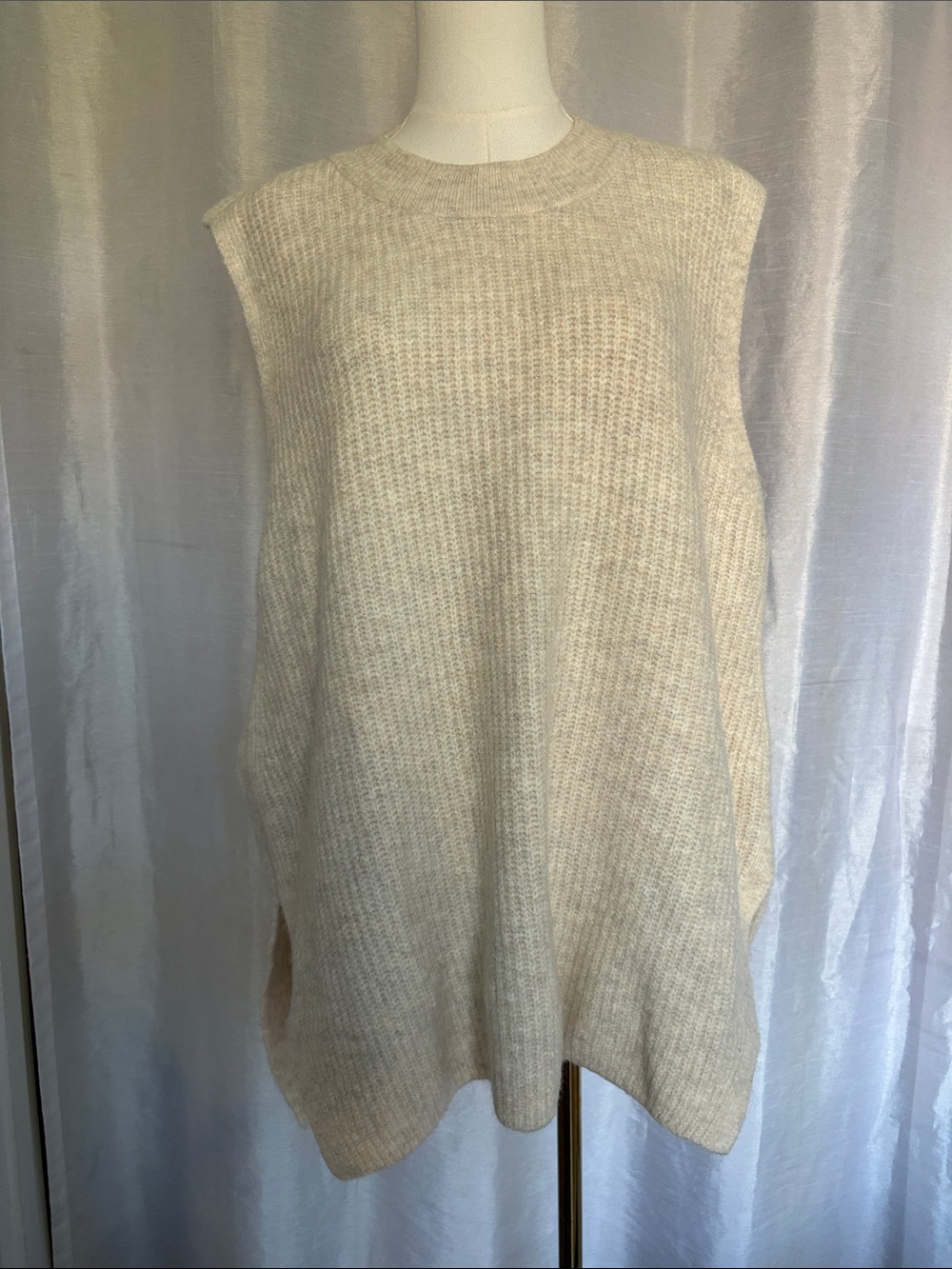 CeCe Cream Sleeveless Knit Sweater Vest